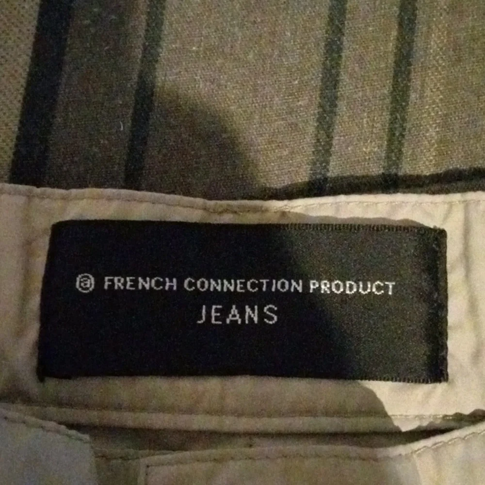 French Connection capri pants - Picture 2 of 4
